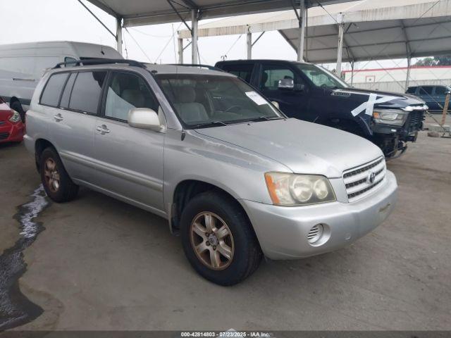  Salvage Toyota Highlander