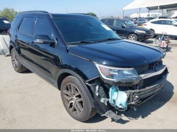  Salvage Ford Explorer