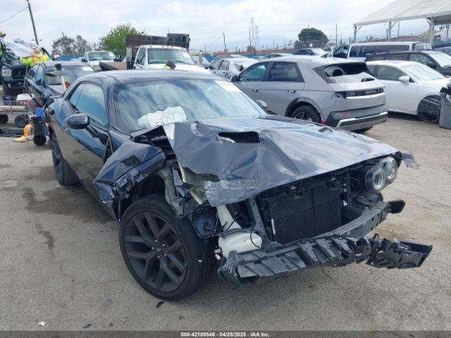  Salvage Dodge Challenger