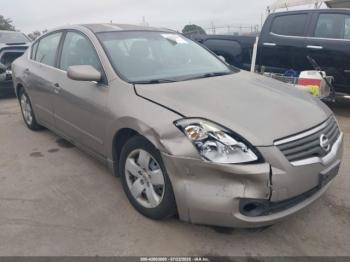  Salvage Nissan Altima