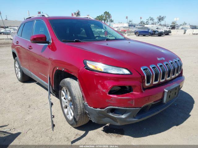  Salvage Jeep Cherokee