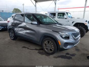  Salvage Kia Seltos