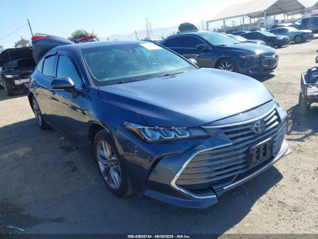  Salvage Toyota Avalon