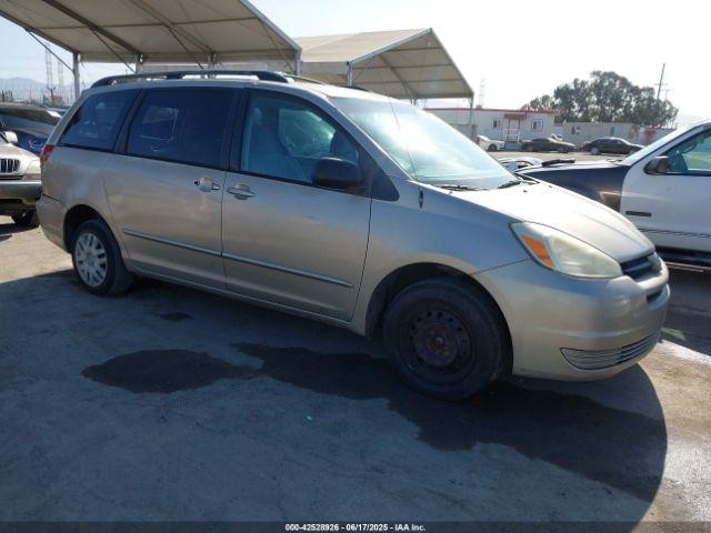  Salvage Toyota Sienna