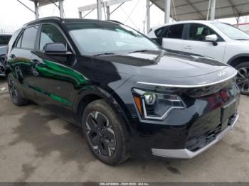  Salvage Kia Niro