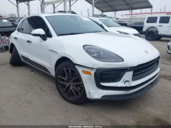  Salvage Porsche Macan
