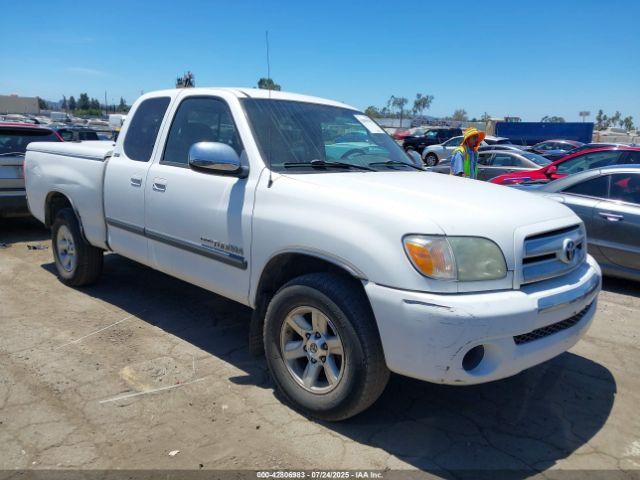  Salvage Toyota Tundra