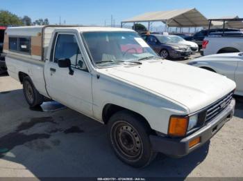  Salvage Toyota Pickup