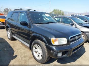  Salvage Nissan Pathfinder