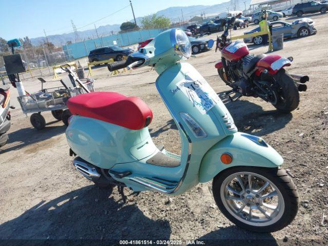  Salvage Vespa Primavera Sprint
