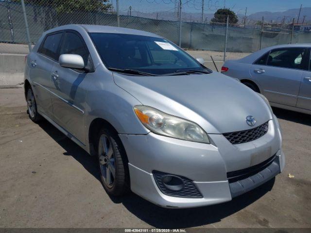  Salvage Toyota Matrix