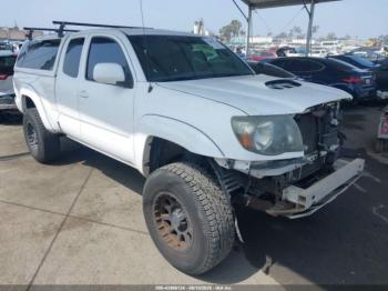  Salvage Toyota Tacoma