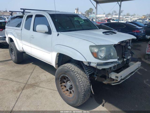  Salvage Toyota Tacoma