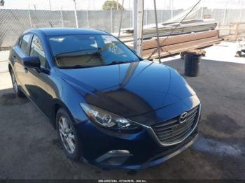  Salvage Mazda Mazda3