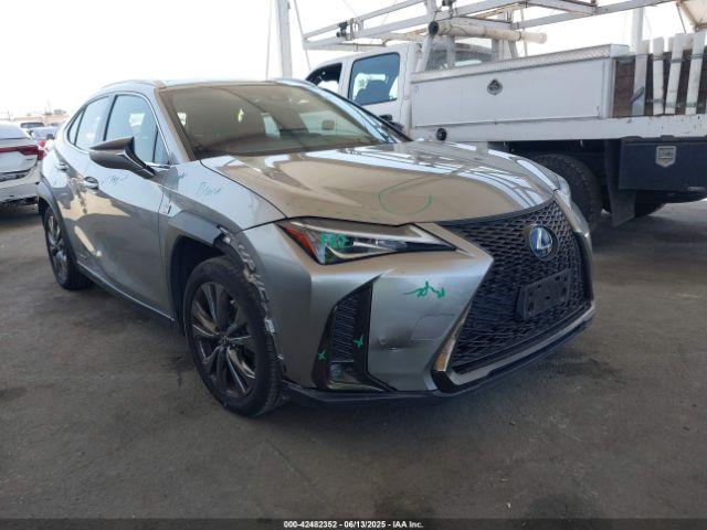  Salvage Lexus Ux