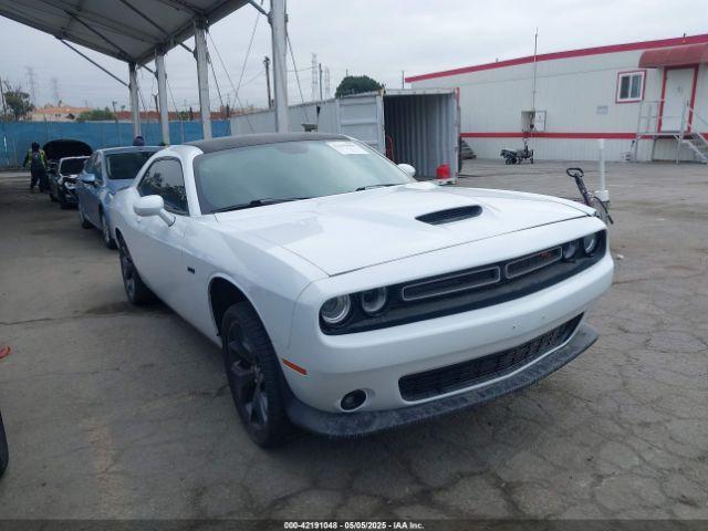  Salvage Dodge Challenger