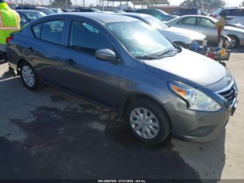  Salvage Nissan Versa