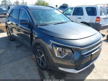  Salvage Kia Niro