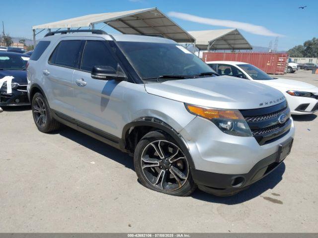  Salvage Ford Explorer
