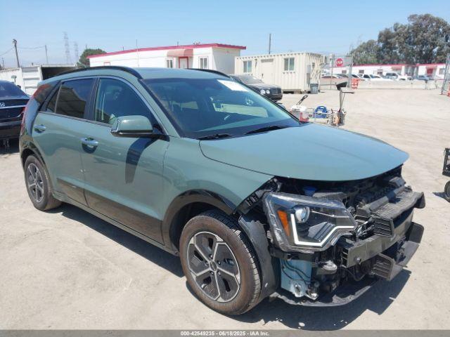  Salvage Kia Niro