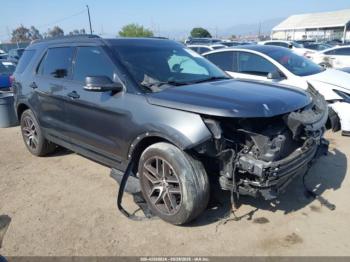  Salvage Ford Explorer