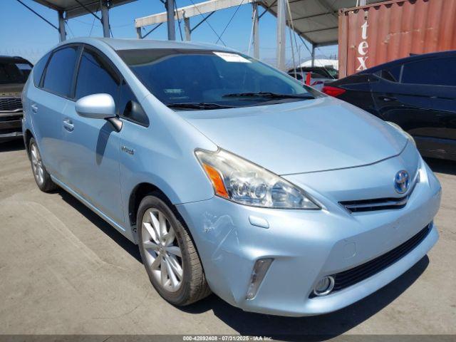  Salvage Toyota Prius v