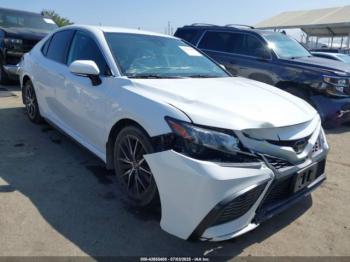  Salvage Toyota Camry
