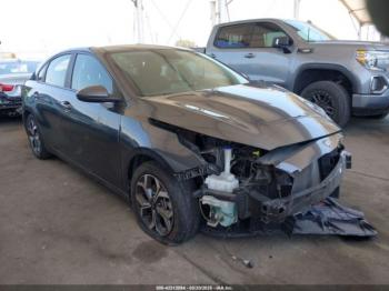  Salvage Kia Forte