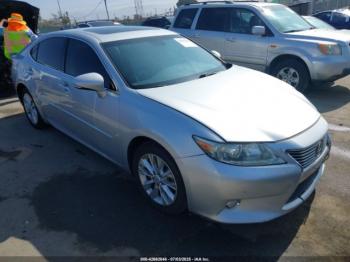  Salvage Lexus Es