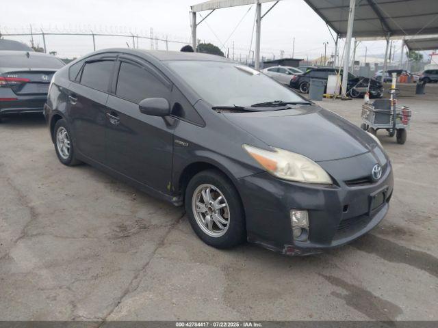  Salvage Toyota Prius