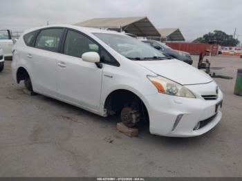  Salvage Toyota Prius v