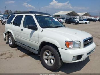  Salvage Nissan Pathfinder