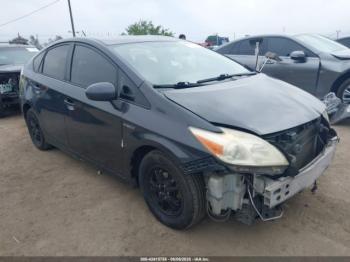  Salvage Toyota Prius