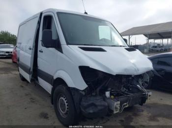  Salvage Mercedes-Benz Sprinter 2500