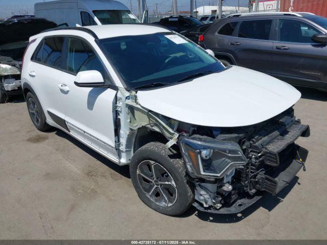  Salvage Kia Niro