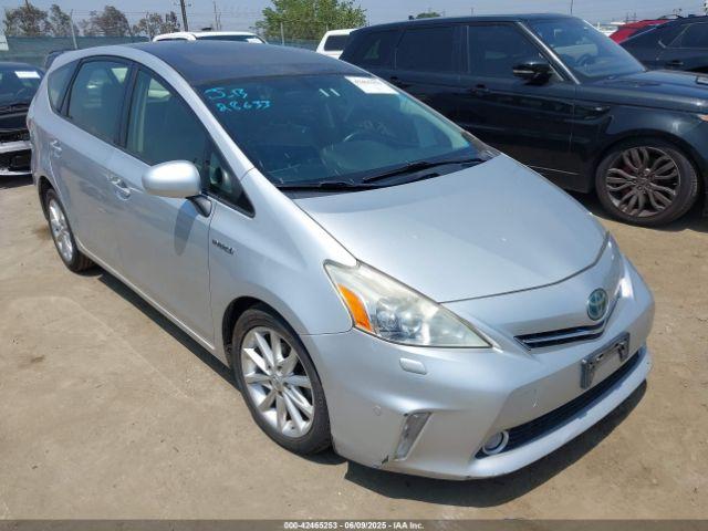  Salvage Toyota Prius v