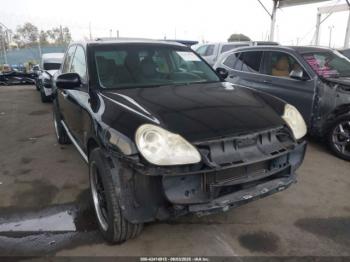  Salvage Porsche Cayenne