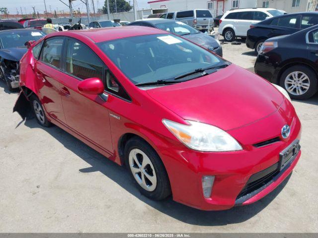  Salvage Toyota Prius