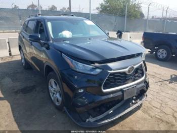  Salvage Toyota Highlander