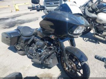  Salvage Harley-Davidson Fltrxst