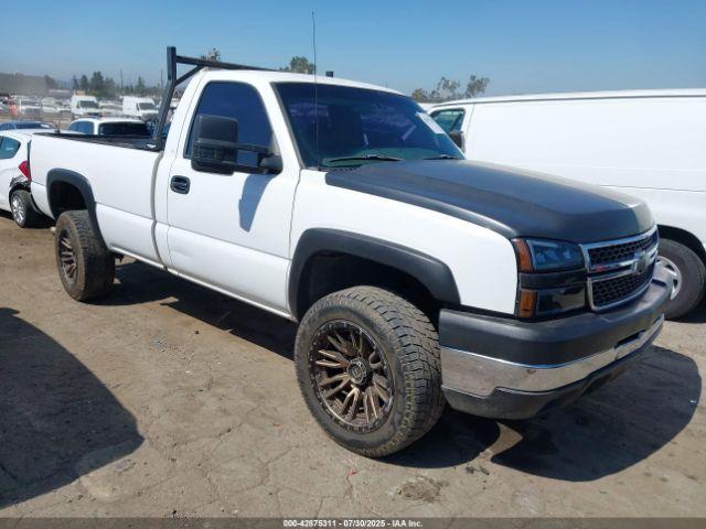  Salvage Chevrolet Silverado 2500