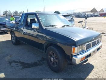  Salvage Nissan 4x2 Truck