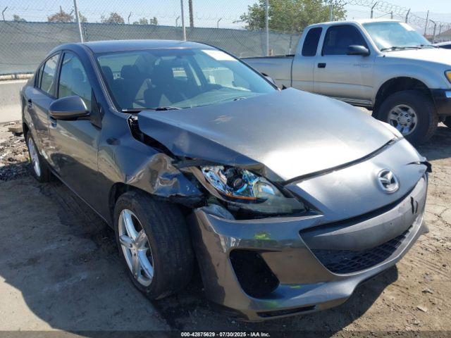 Salvage Mazda Mazda3