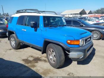  Salvage Toyota FJ Cruiser