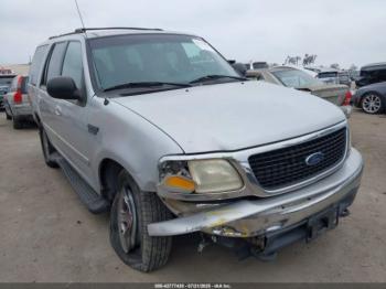  Salvage Ford Expedition