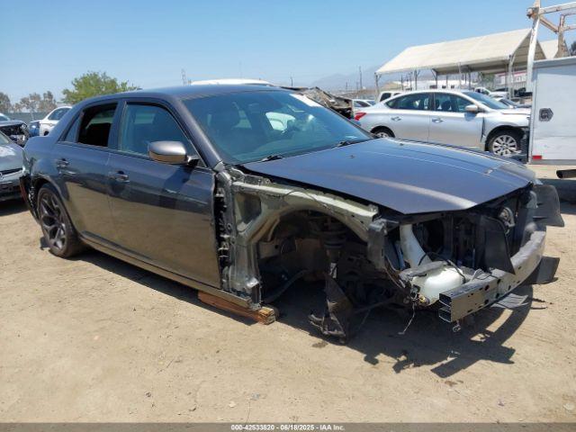 Salvage Chrysler 300