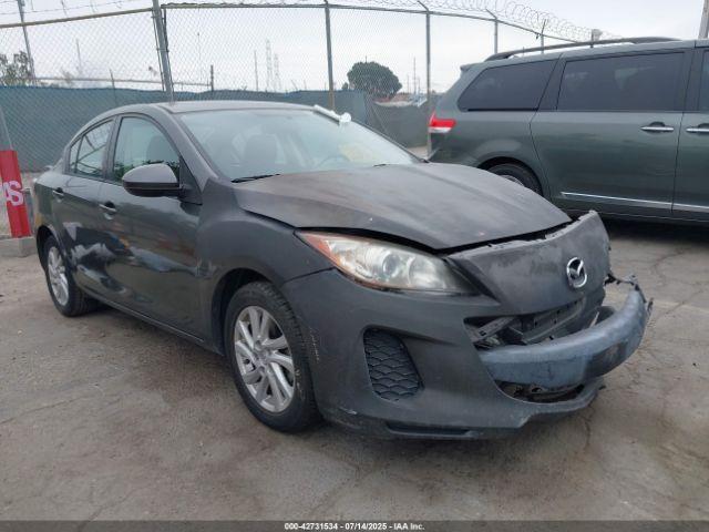  Salvage Mazda Mazda3