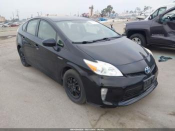  Salvage Toyota Prius