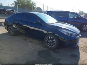  Salvage Kia Forte