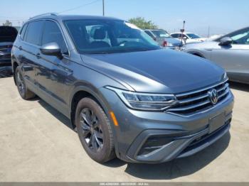  Salvage Volkswagen Tiguan